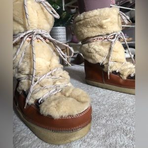 SUPER RARE Marc Jacobs Moon Boot - Size 39/41